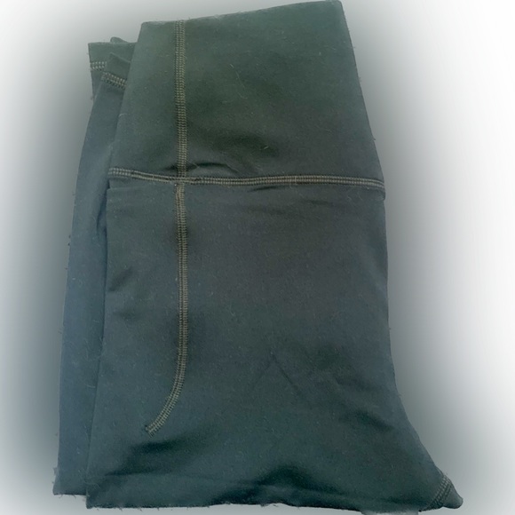 ♠️ UA Under Armour Women’s Fitted High Rise Meridian Ankle Leggings Size M - Picture 6 of 9